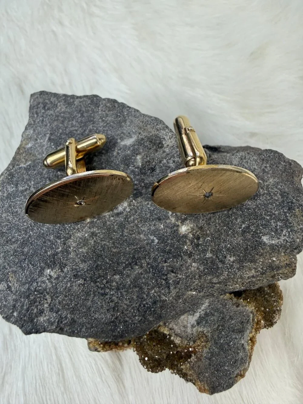 Vintage Anson Gold Tone Starburst Cuff Links 1
